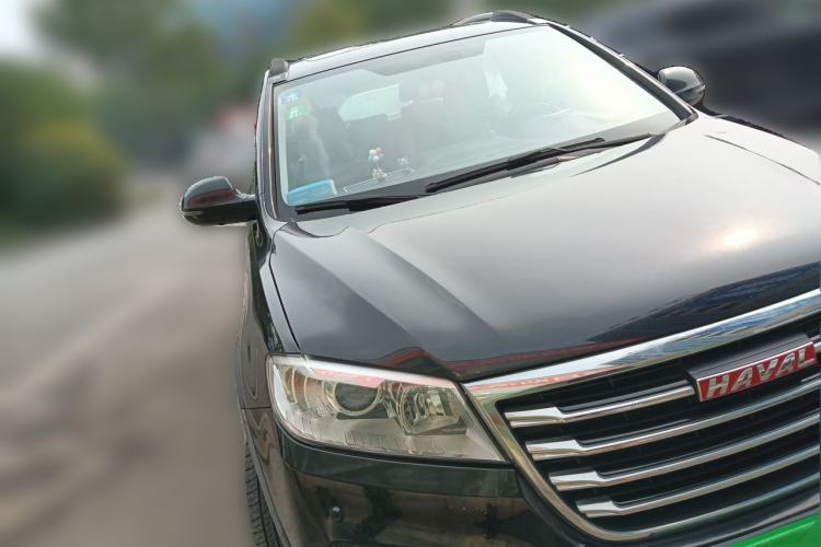 Used Haval H6 2015 Sport Edition 1.5T Automatic Two-Wheel Drive Luxury Model Front Right 45 Deg