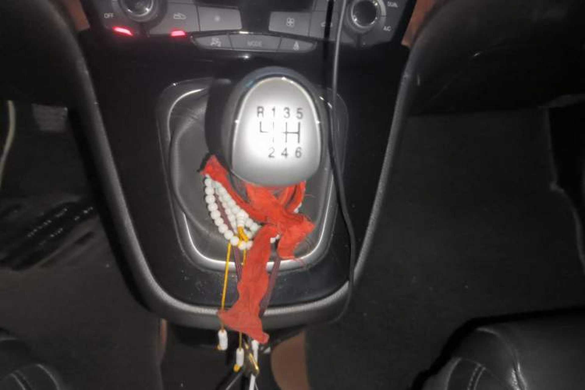 Used Haval H6 2015 Upgraded Model 1.5T Manual Two-Wheel Drive Elite Version Gear Lever