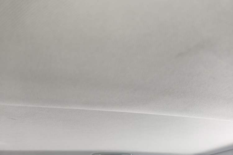 Used Haval H6 2015 Sport Edition 1.5T Automatic Two-Wheel Drive Luxury Model Headliner