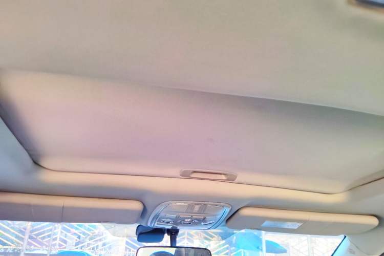 Used Haval H6 2015 Sport Edition 1.5T Manual Two-Wheel Drive Elite Model Headliner