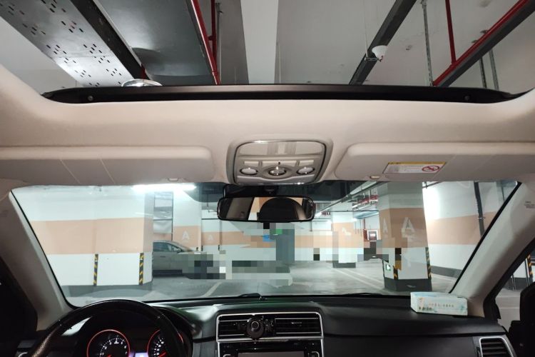 Used Haval H6 2015 Sport Edition 1.5T Automatic Two-Wheel Drive Luxury Model Headliner