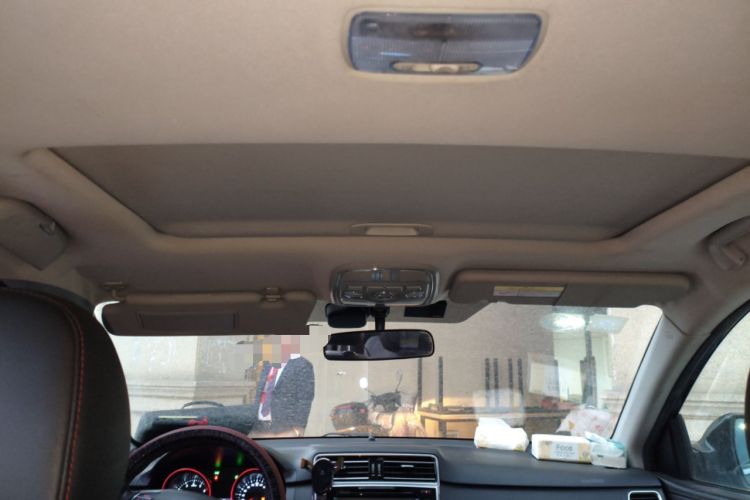 Used Haval H6 2015 Sport Edition 1.5T Automatic Two-Wheel Drive Luxury Model Headliner