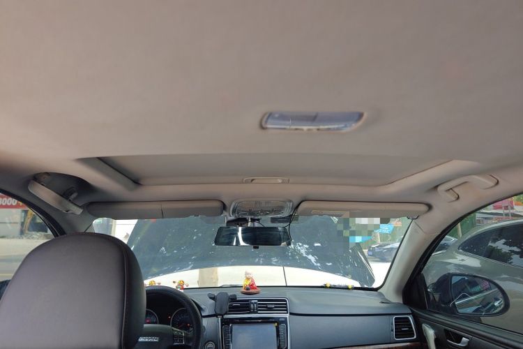 Used Haval H6 2015 Revised Version Sport Edition 1.5T Manual Transmission Two-Wheel Drive Elite Grade Headliner