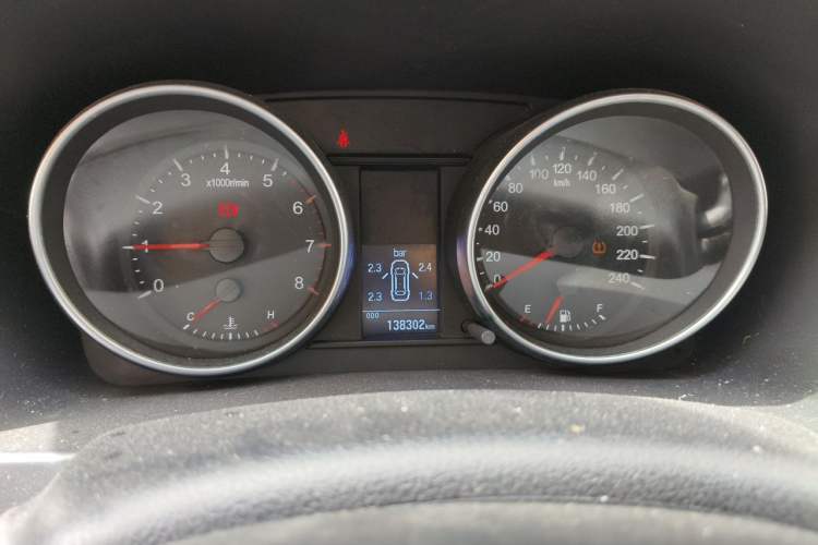 Used Haval H6 2015 Upgraded Model 1.5T Manual Two-Wheel Drive Elite Version Instrument Cluster