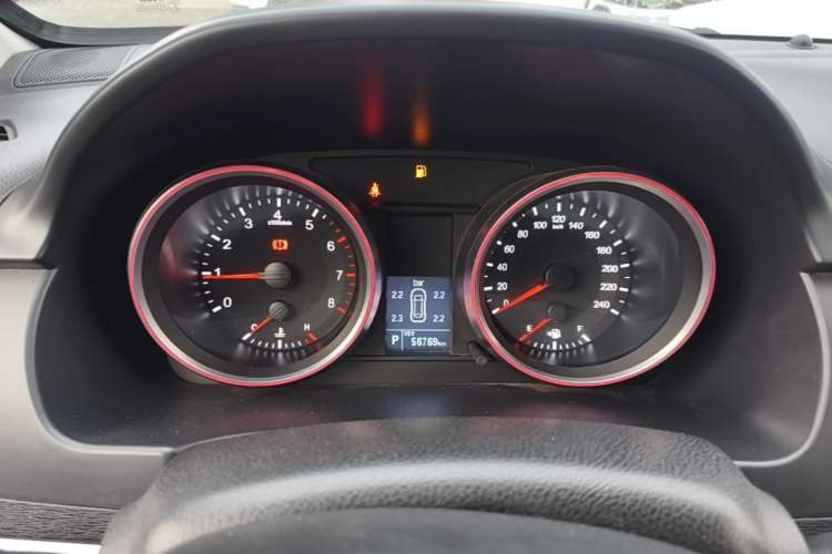 Used Haval H6 2015 Sport Edition 1.5T Automatic Two-Wheel Drive Luxury Model Instrument Cluster