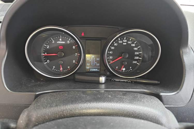 Used Haval H6 2015 Upgraded Model 1.5T Manual Two-Wheel Drive Elite Version Instrument Cluster