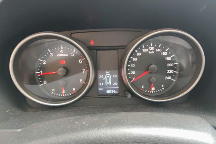 Used Haval H6 2015 Sport Edition 1.5T Manual Two-Wheel Drive Elite Model Instrument Cluster