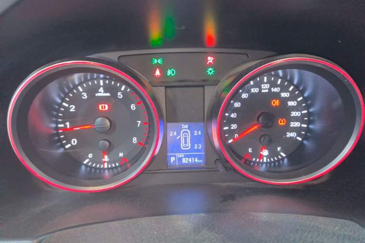 Used Haval H6 2015 Sport Edition 1.5T Automatic Two-Wheel Drive Luxury Model Instrument Cluster