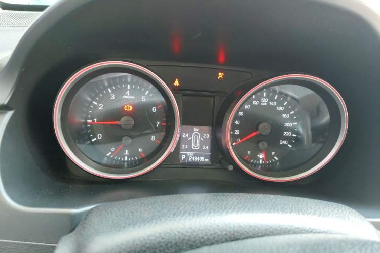 Used Haval H6 2015 Sport Edition 1.5T Automatic Two-Wheel Drive Luxury Model Instrument Cluster