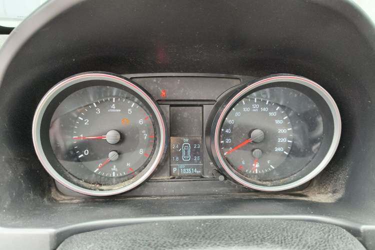 Used Haval H6 2015 Sport Edition 1.5T Automatic Two-Wheel Drive Luxury Model Instrument Cluster