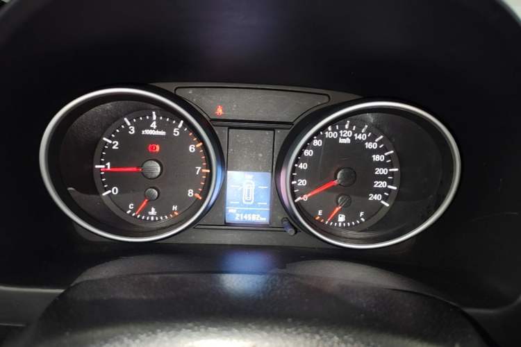 Used Haval H6 2015 Upgraded Model 1.5T Manual Two-Wheel Drive Elite Version Instrument Cluster