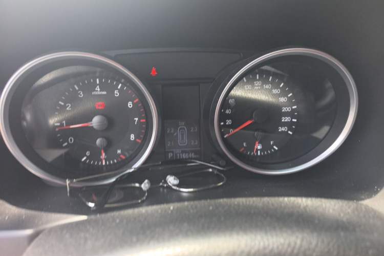 Used Haval H6 2015 Sport Edition 1.5T Automatic Two-Wheel Drive Luxury Model Instrument Cluster