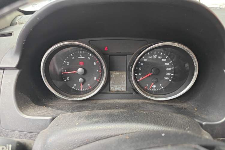 Used Haval H6 2015 Sport Edition 1.5T Automatic Two-Wheel Drive Luxury Model Instrument Cluster