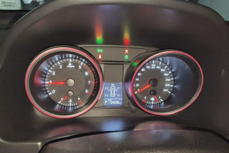 Used Haval H6 2015 Sport Edition 1.5T Automatic Two-Wheel Drive Luxury Model Instrument Cluster