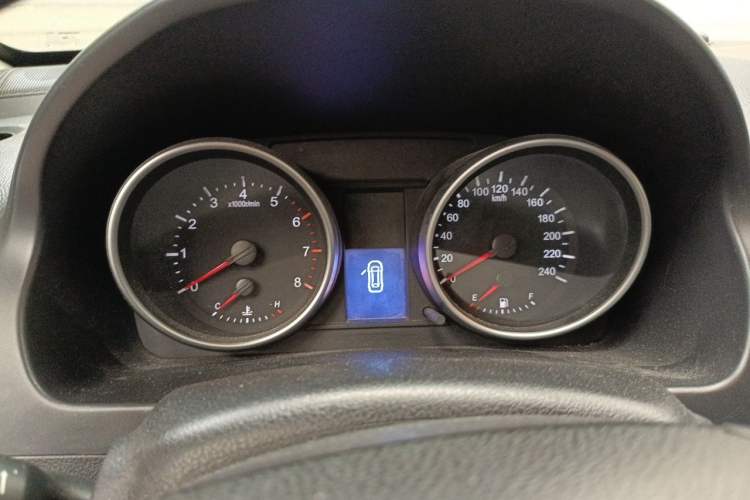 Used Haval H6 2015 Upgraded Model 1.5T Manual Two-Wheel Drive Elite Version Instrument Cluster