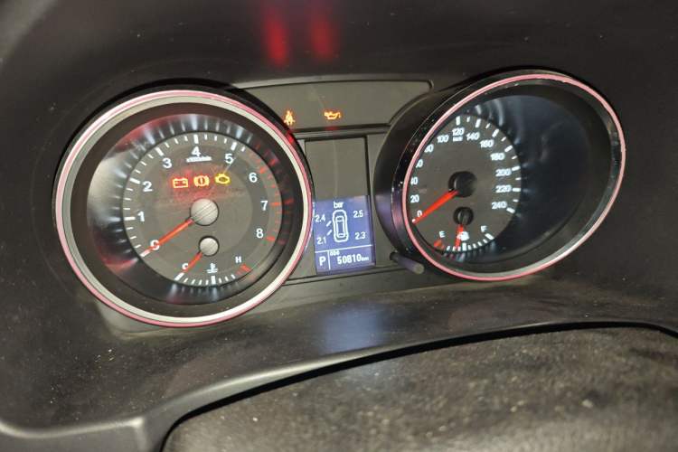 Used Haval H6 2015 Sport Edition 1.5T Automatic Two-Wheel Drive Luxury Model Instrument Cluster