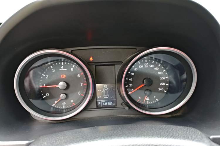 Used Haval H6 2015 Sport Edition 1.5T Automatic Two-Wheel Drive Luxury Model Instrument Cluster