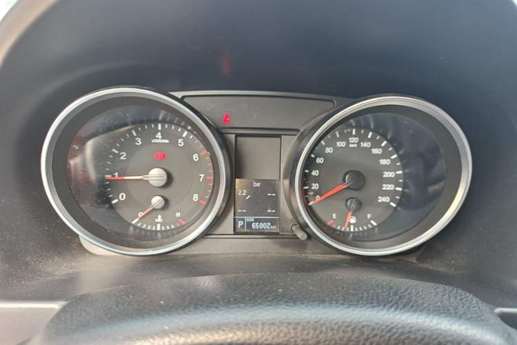 Used Haval H6 2015 Sport Edition 1.5T Automatic Two-Wheel Drive Luxury Model Instrument Cluster