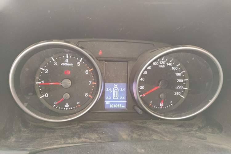Used Haval H6 2015 Upgraded Model 1.5T Manual Two-Wheel Drive Elite Version Instrument Cluster