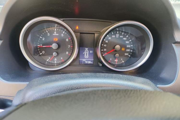 Used Haval H6 2015 Sport Edition 1.5T Automatic Two-Wheel Drive Luxury Model Instrument Cluster