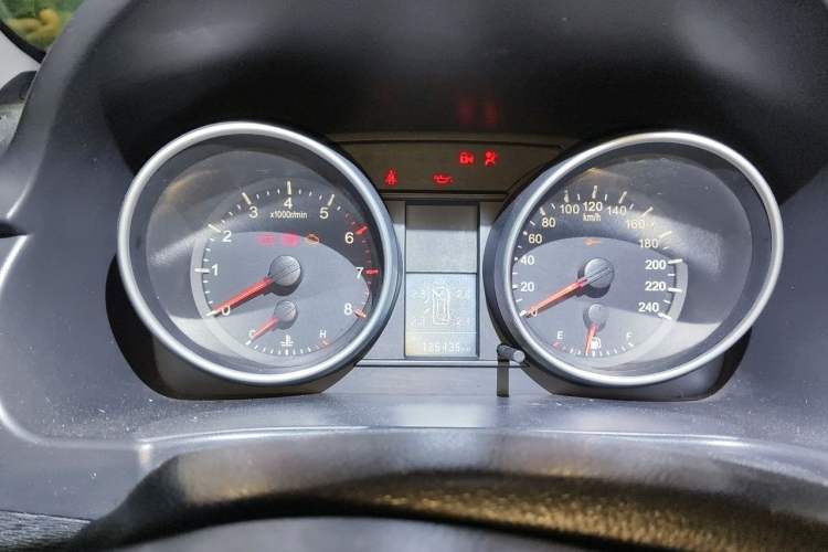Used Haval H6 2015 Sport Edition 1.5T Manual Two-Wheel Drive Elite Model Instrument Cluster