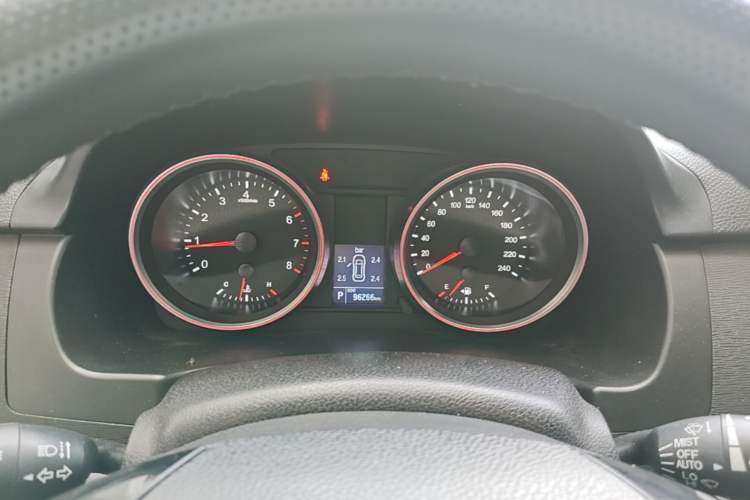 Used Haval H6 2015 Sport Edition 1.5T Automatic Two-Wheel Drive Luxury Model Instrument Cluster