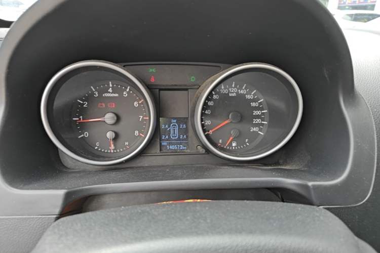 Used Haval H6 2015 Upgraded Model 1.5T Manual Two-Wheel Drive Elite Version Instrument Cluster