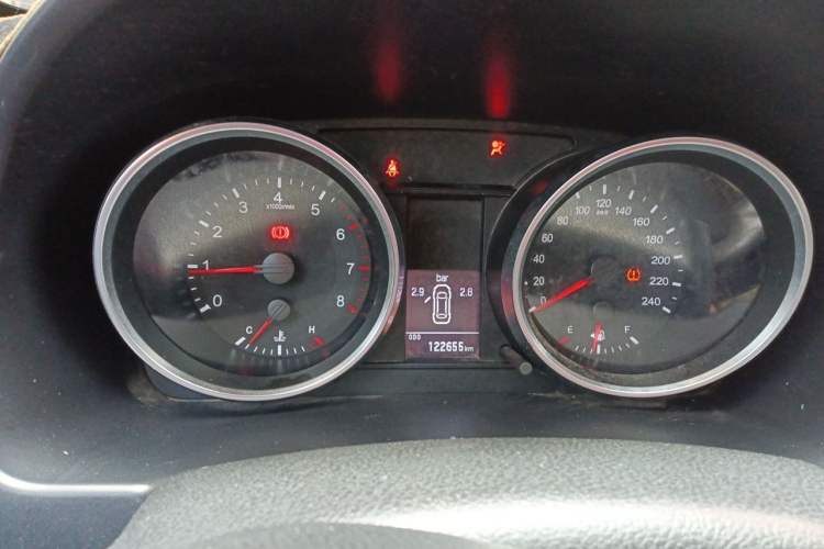 Used Haval H6 2015 Revised Version Sport Edition 1.5T Manual Transmission Two-Wheel Drive Elite Grade Instrument Cluster
