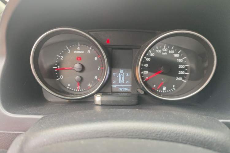 Used Haval H6 2015 Upgraded Model 1.5T Manual Two-Wheel Drive Elite Version Instrument Cluster