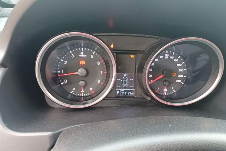 Used Haval H6 2015 Sport Edition 1.5T Automatic Two-Wheel Drive Luxury Model Instrument Cluster