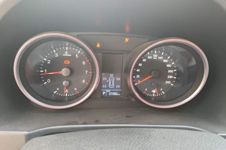 Used Haval H6 2015 Sport Edition 1.5T Automatic Two-Wheel Drive Luxury Model Instrument Cluster