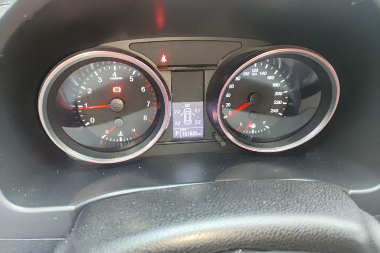 Used Haval H6 2015 Sport Edition 1.5T Automatic Two-Wheel Drive Luxury Model Instrument Cluster