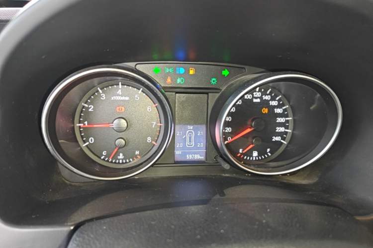 Used Haval H6 2015 Upgraded Model 1.5T Manual Two-Wheel Drive Elite Version Instrument Cluster