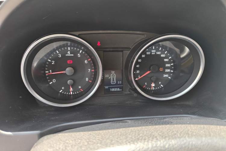 Used Haval H6 2015 Revised Version Sport Edition 1.5T Manual Transmission Two-Wheel Drive Elite Grade Instrument Cluster
