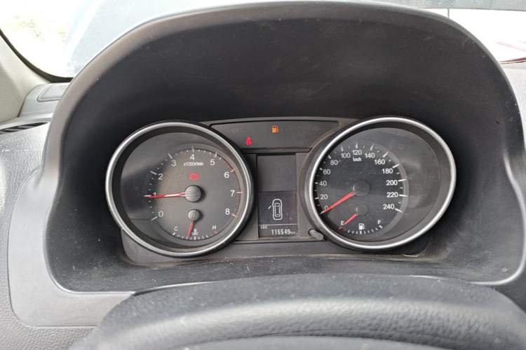 Used Haval H6 2015 Upgraded Model 1.5T Manual Two-Wheel Drive Urban Version Instrument Cluster