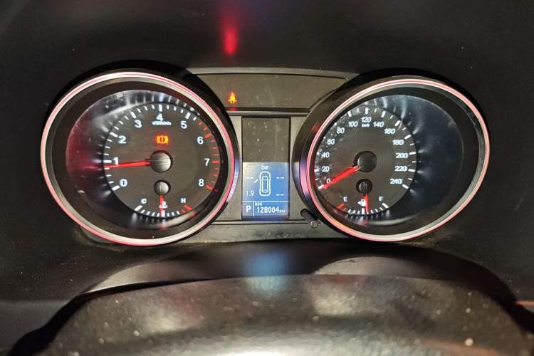 Used Haval H6 2015 Sport Edition 1.5T Automatic Two-Wheel Drive Luxury Model Instrument Cluster