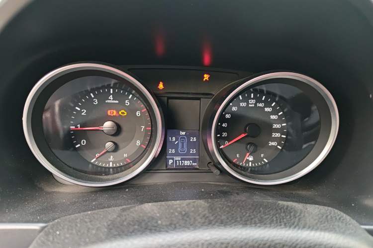 Used Haval H6 2015 Sport Edition 1.5T Automatic Two-Wheel Drive Luxury Model Instrument Cluster