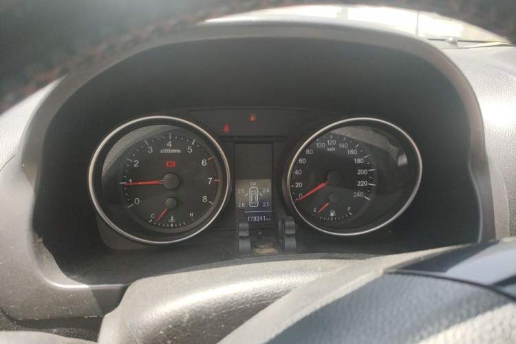 Used Haval H6 2015 Upgraded Model 1.5T Manual Two-Wheel Drive Elite Version Instrument Cluster