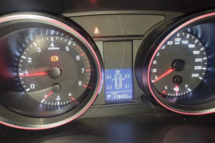 Used Haval H6 2015 Sport Edition 1.5T Automatic Two-Wheel Drive Luxury Model Instrument Cluster