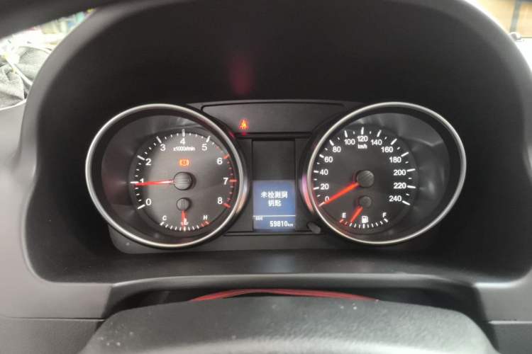 Used Haval H6 2015 Upgraded Model 1.5T Manual Two-Wheel Drive Elite Version Instrument Cluster