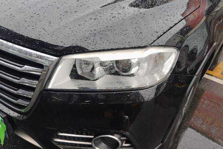 Used Haval H6 2015 Sport Edition 1.5T Automatic Two-Wheel Drive Luxury Model Left Front Headlight