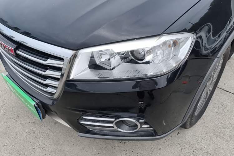 Used Haval H6 2015 Sport Edition 1.5T Automatic Two-Wheel Drive Luxury Model Left Front Headlight