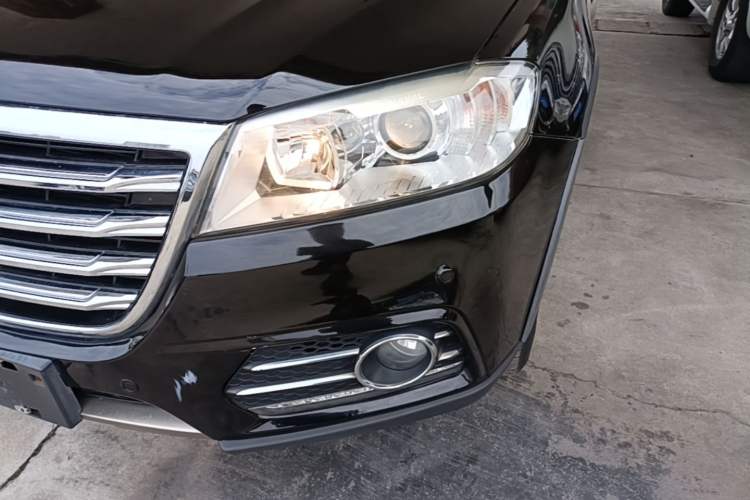 Used Haval H6 2015 Sport Edition 1.5T Automatic Two-Wheel Drive Luxury Model Left Front Headlight