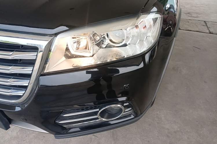 Used Haval H6 2015 Sport Edition 1.5T Automatic Two-Wheel Drive Luxury Model Left Front Headlight