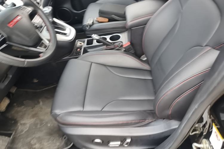 Used Haval H6 2015 Sport Edition 1.5T Automatic Two-Wheel Drive Luxury Model Left Front Seat