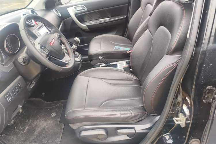 Used Haval H6 2015 Upgraded Model 1.5T Manual Two-Wheel Drive Elite Version Left Front Seat