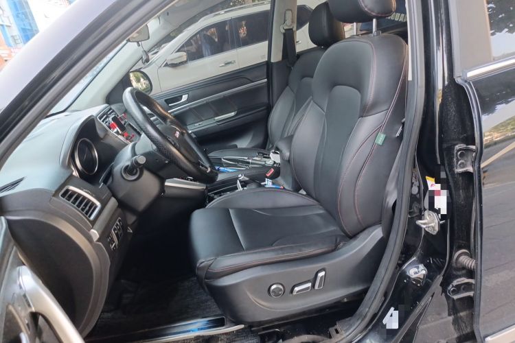 Used Haval H6 2015 Sport Edition 1.5T Automatic Two-Wheel Drive Luxury Model Left Front Seat