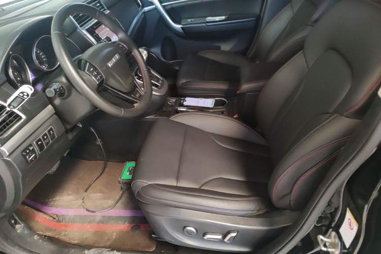 Used Haval H6 2015 Sport Edition 1.5T Automatic Two-Wheel Drive Luxury Model Left Front Seat