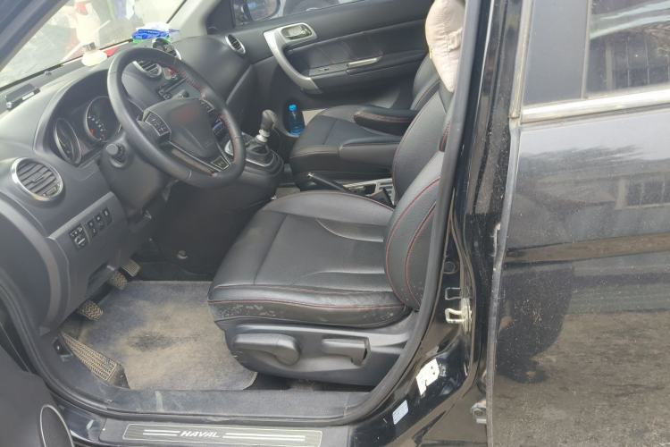 Used Haval H6 2015 Upgraded Model 1.5T Manual Two-Wheel Drive Elite Version Left Front Seat