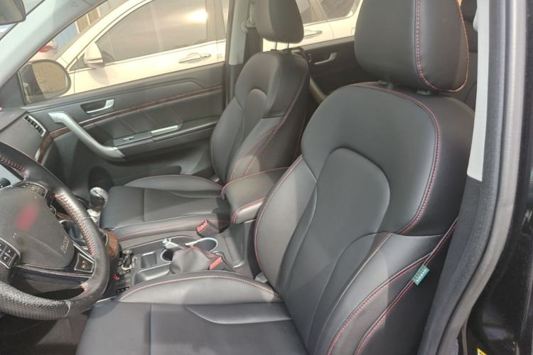 Used Haval H6 2015 Revised Version Sport Edition 1.5T Manual Transmission Two-Wheel Drive Elite Grade Left Front Seat